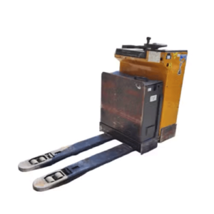 0020 Chariot elevateur Still 2 500x667.png