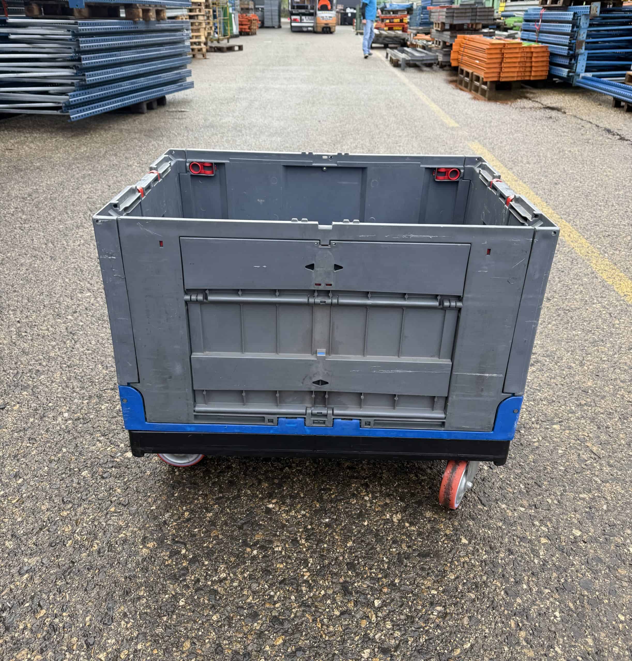 Chariot plastique pliable d’occasion avec caisse – L 79 x l 60 x H 65 cm – Image 3