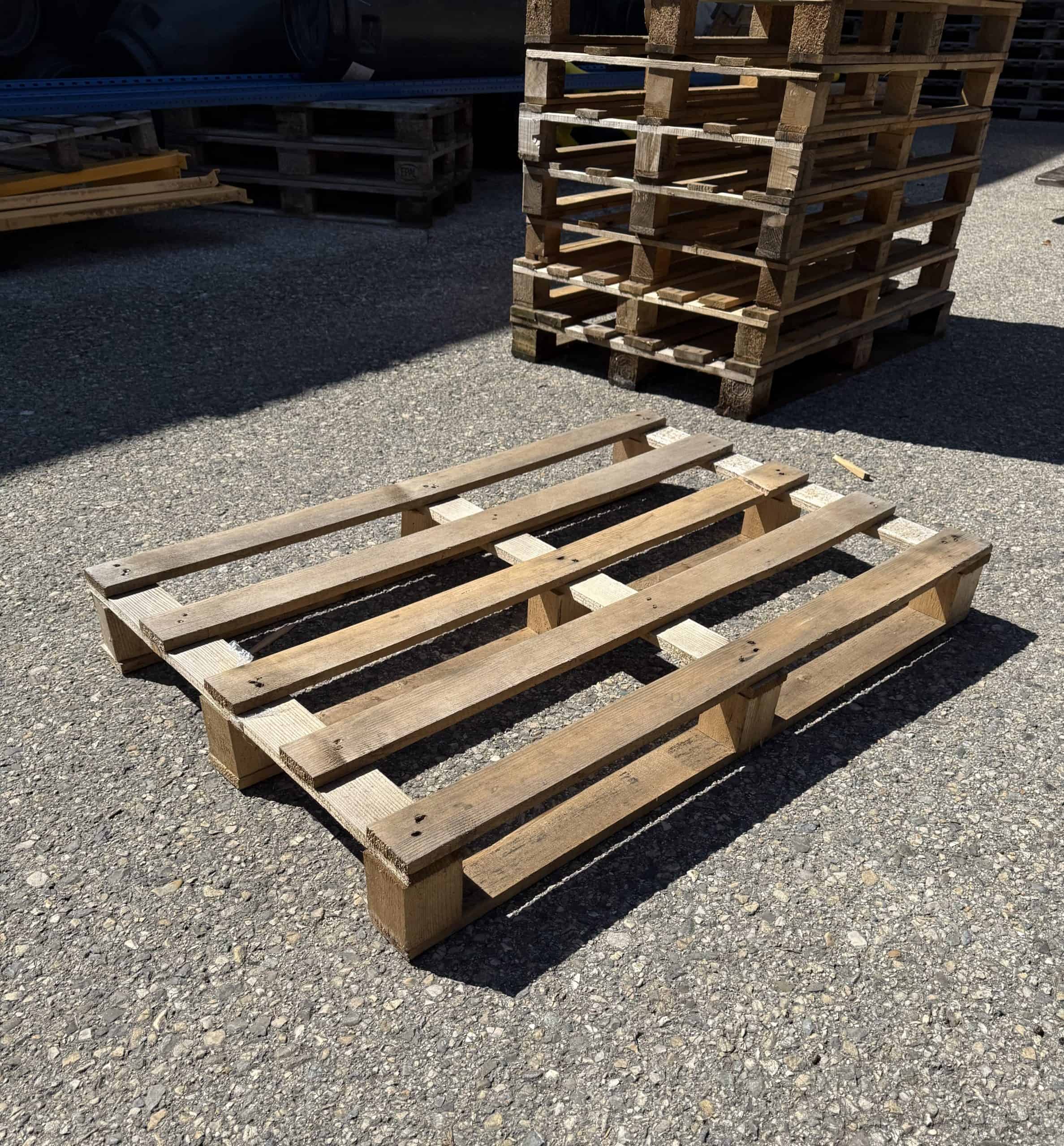 Palettes perdues diverses -120 x 80 cm - Occasion