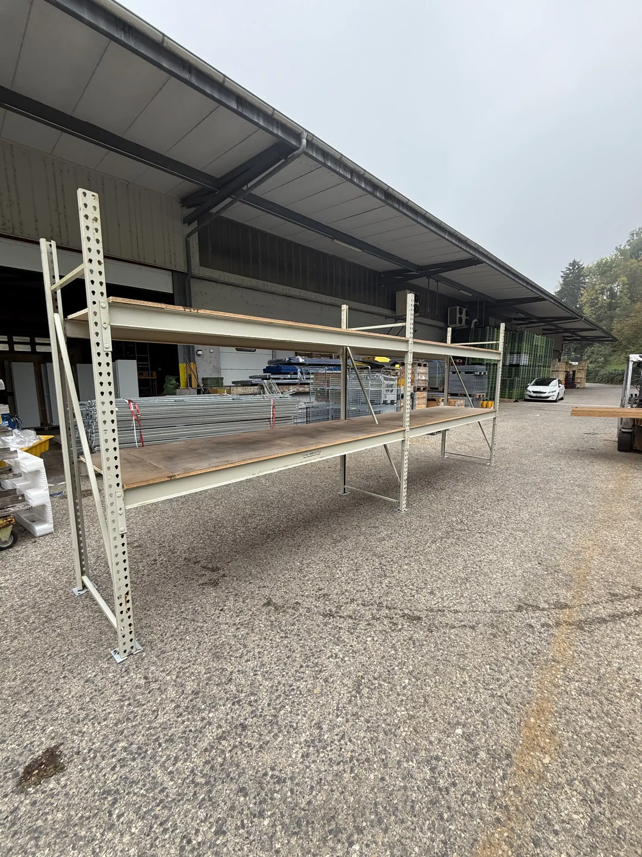 Lot B rack a palette Ohra 1 scaled