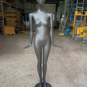 Mannequin femme noir