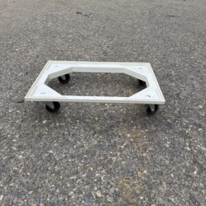 Chariot roulettes pour caisses plastique – 60x40x12,5 cm